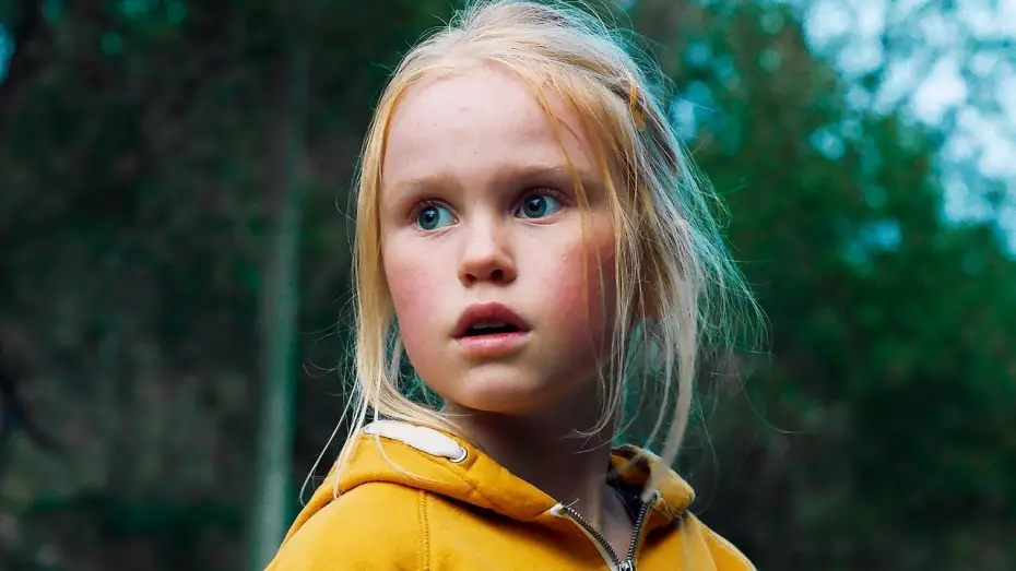 Wideo do filmu Niewiniątka — Паранормальные — Русский трейлер (2022)