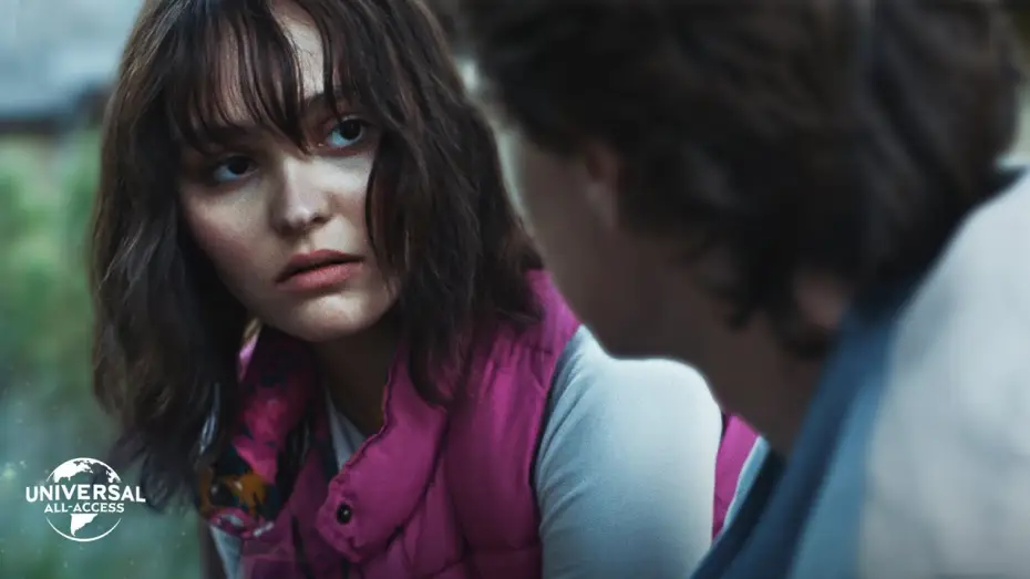 Wideo do filmu Wilk — Lily-Rose Depp & George MacKay Meet - Extended Preview