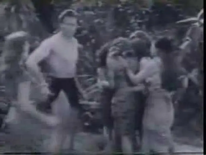 Wideo do filmu Tarzan and the She-Devil — Trailer - Tarzan and the She-Devil (1953)