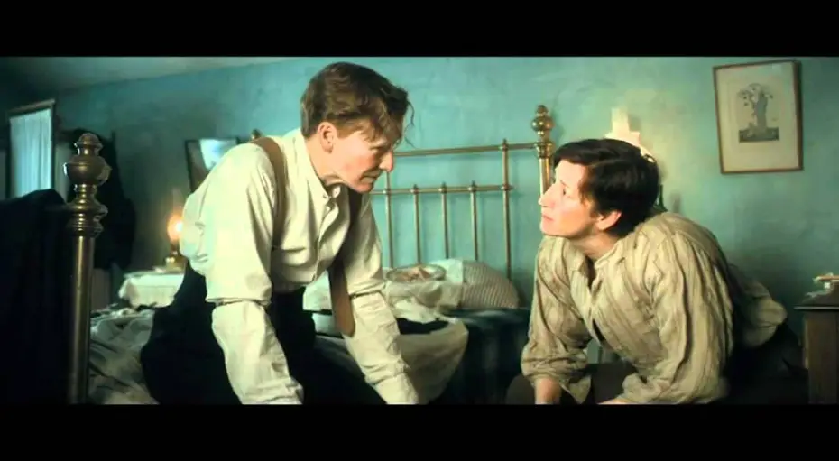 Wideo do filmu Albert Nobbs — Albert Nobbs - Trailer Italiano Ufficiale / Official Italian Trailer