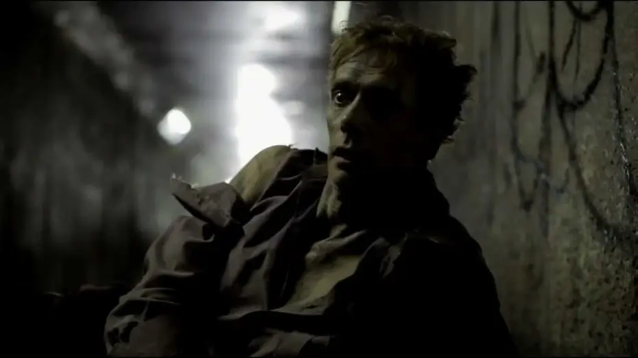 Wideo do filmu Absentia — Absentia (2011) - Official Trailer HQ
