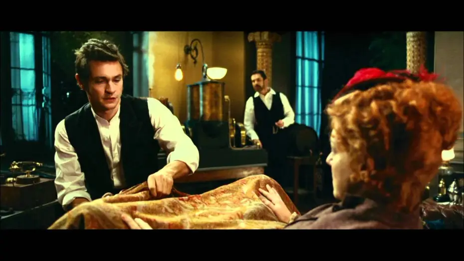 Wideo do filmu Histeria - Romantyczna historia wibratora — Hysteria - Trailer en Castellano y HD (Alta definición)