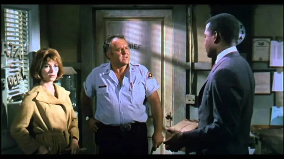 Wideo do filmu W upalną noc — Dans La Chaleur De La Nuit de Norman Jewison avec Sidney Poitier (Bande-Annonce)