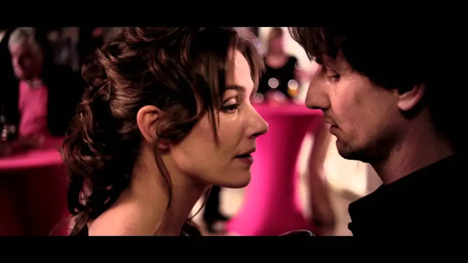 Wideo do filmu Caged — Caged - Trailer (HD)