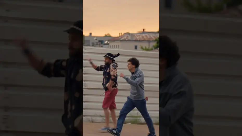 Wideo do filmu Prawdziwy ból — Now Playing (Walking)