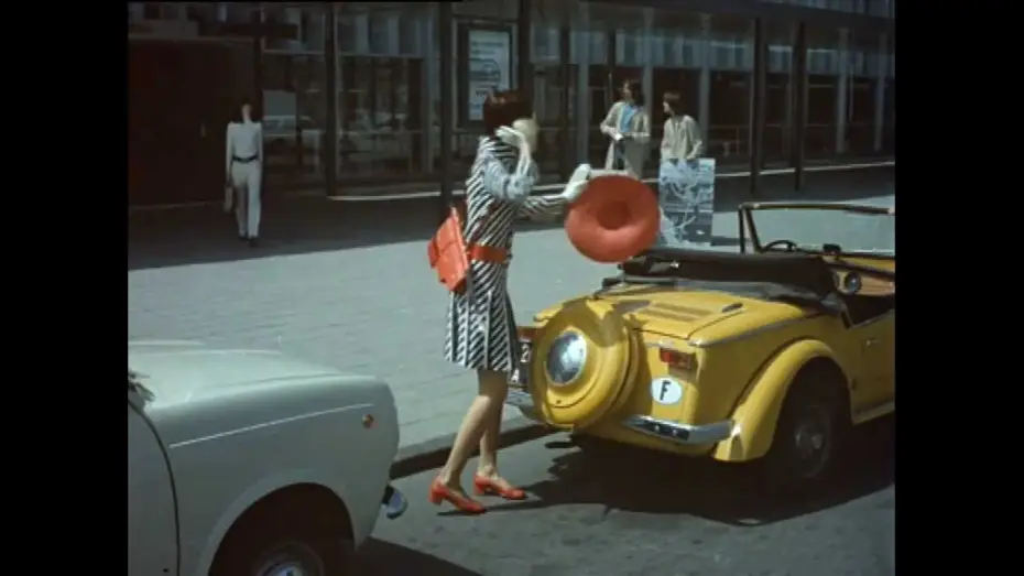 Wideo do filmu Pan Hulot wśród samochodów — Jacques Tati Trafic - Trailer