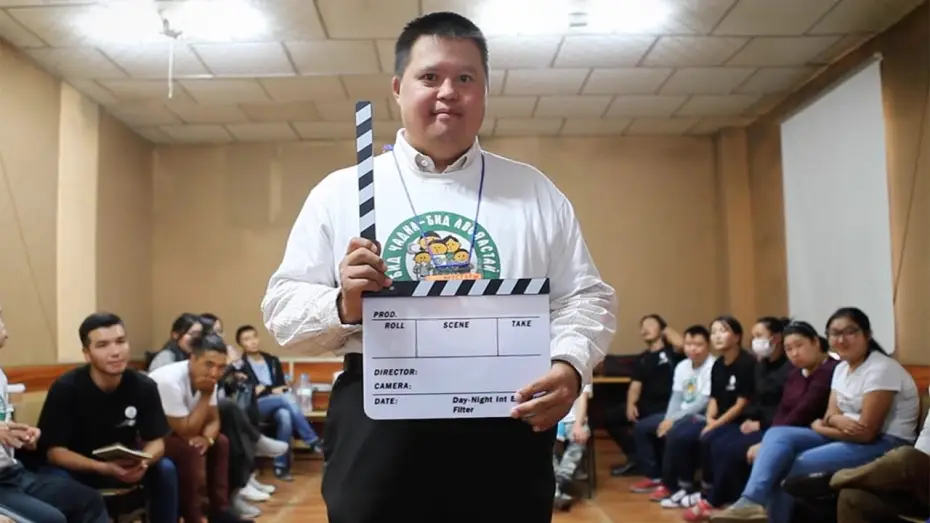 Wideo do filmu Stairs — Behind the scenes of Stairs - Mongolia's first inclusive film