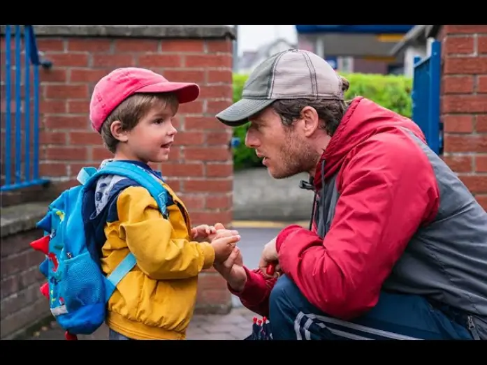 Wideo do filmu Nieszczególne miejsce — Cerca de ti - Trailer español