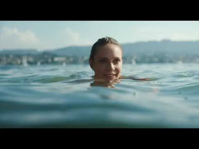 Wideo do filmu Les histoires d'amour de Liv S. — TRAILER - Les histoires d'amour de Liv S.