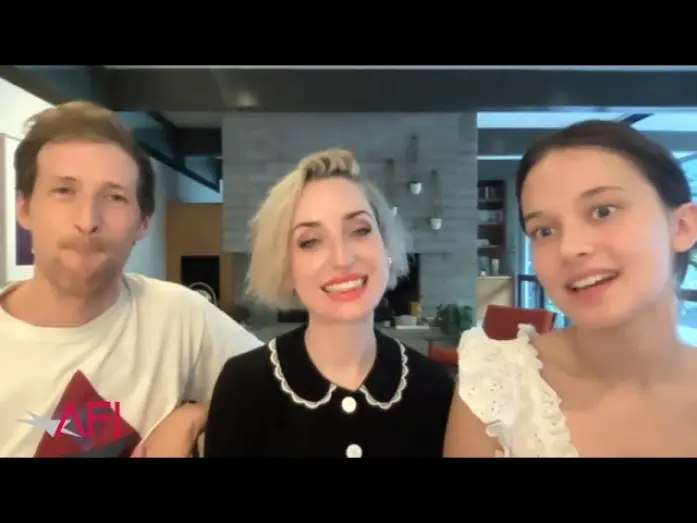 Wideo do filmu To już koniec — Zoe Lister-Jones, Daryl Wein & Cailee Spaeny on How It Ends