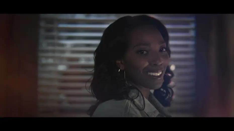 Wideo do filmu Newborn — Official Trailer 3