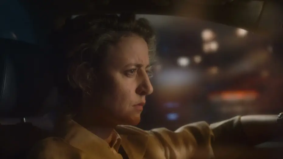 Wideo do filmu Jestem Twój — ICH BIN DEIN MENSCH - ab 1. Juli 2021 im Kino - Filmclip "Auto" - automatische UT
