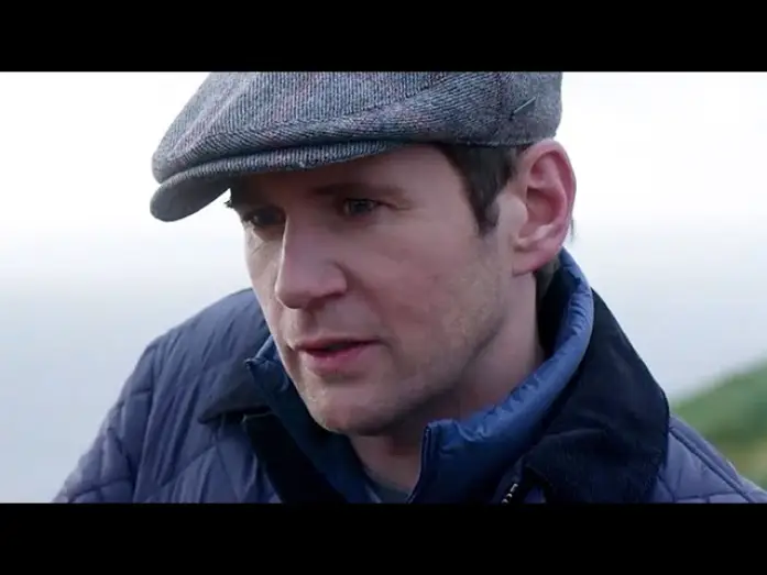 Wideo do filmu Przy odrobinie szczęścia — First Look - As Luck Would Have It - Hallmark Channel
