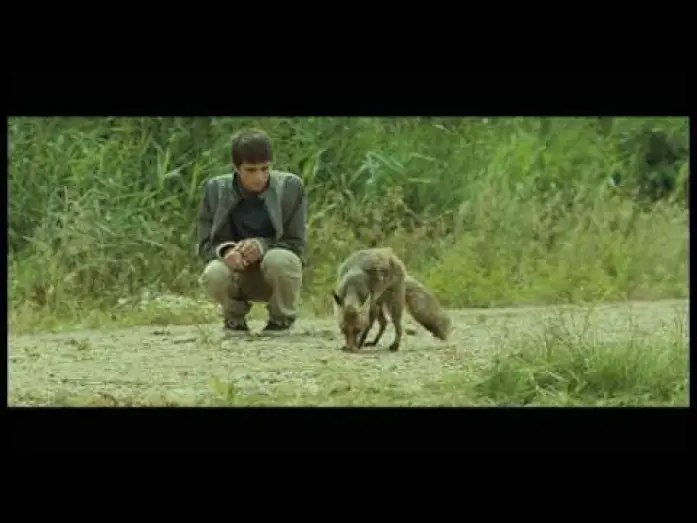 Wideo do filmu Petit Indi — C'EST ICI QUE JE VIS Un film de Marc Recha Film annonce