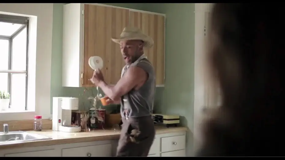 Wideo do filmu Witajcie w oparach absurdu. — Wrong - Bande annonce VOST