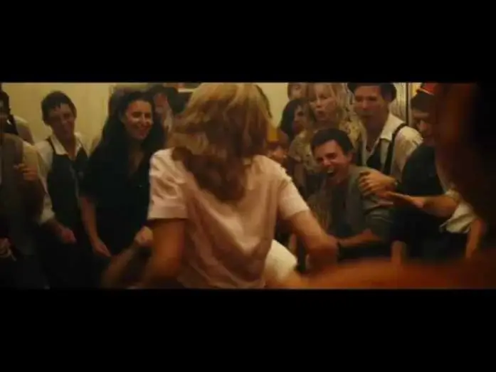 Wideo do filmu W drodze — ON THE ROAD: Official Clip - "New Year's Eve Dance"