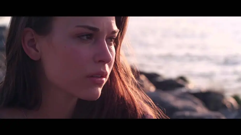 Wideo do filmu Każde życie jest cudem — October Baby Trailer