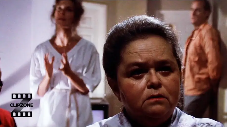 Wideo do filmu Duch — Summoning Caroline
