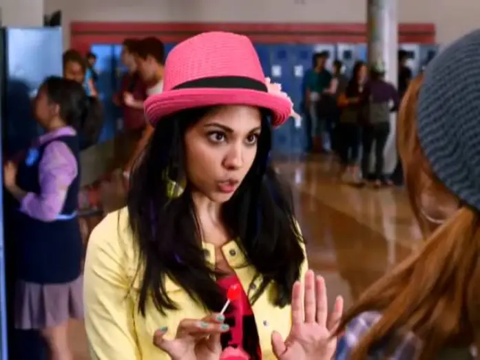 Wideo do filmu Bunt FM — Radio Rebel Trailer - Disney Channel Official