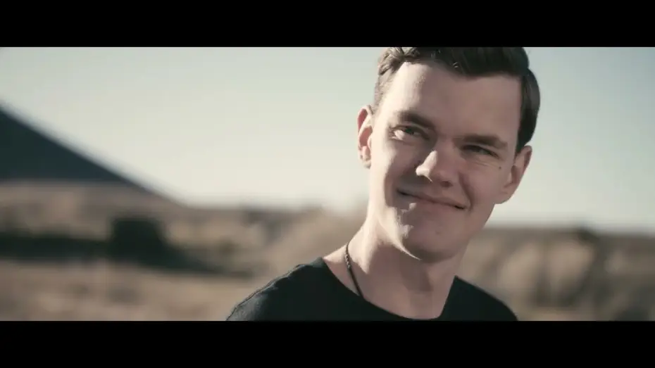 Wideo do filmu Paper Airplanes — Paper Airplanes Trailer