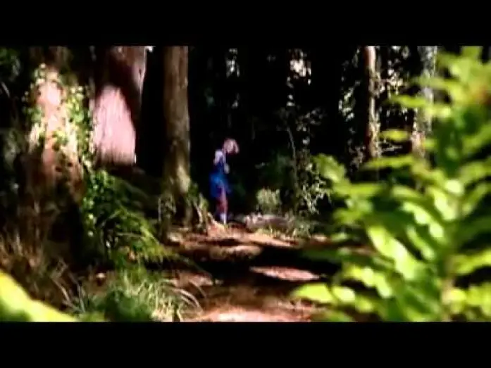 Wideo do filmu Most do Terabithii — Brücke nach Terabithia - Trailer