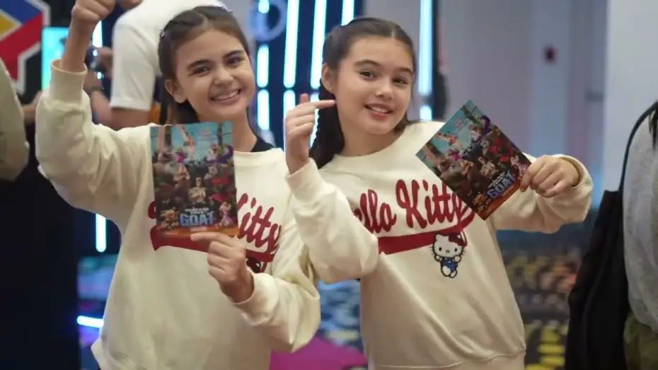 Wideo do filmu Wielka mała koza — Philippine Red Carpet Premiere
