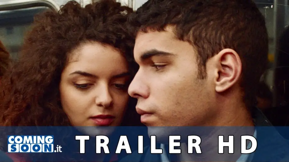 Wideo do filmu Historia o miłości i pożądaniu — Una storia d'amore e di desiderio (2022): Trailer ITA del Film di Leyla Bouzid - HD
