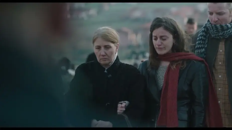 Wideo do filmu Vera śni o morzu — Official Trailer