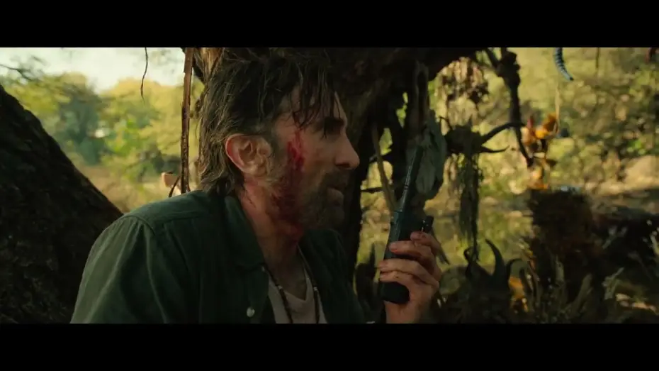 Wideo do filmu Bestia — Beast | Clip "Il leone usa Nate come esca"