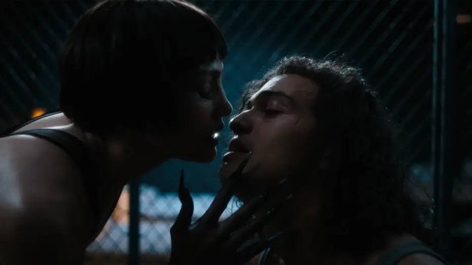 Wideo do filmu Kiss of the Spider Woman — Kiss Of The Spider Woman - Bande-annonce officielle