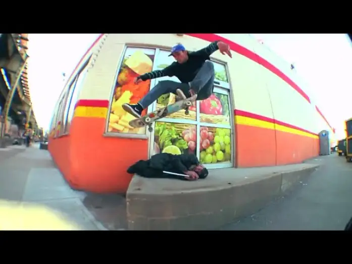 Wideo do filmu Sure — 'Sure' filmed by Johnny Wilson - FULL SKATE VIDEO HD