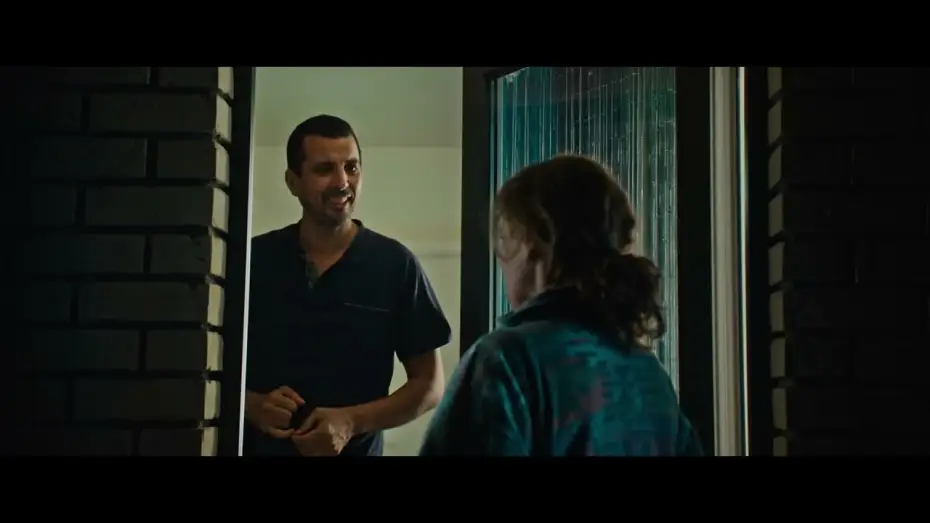 Wideo do filmu Ailleurs si j'y suis — Ailleurs si j'y suis - Bande Annonce [VF]