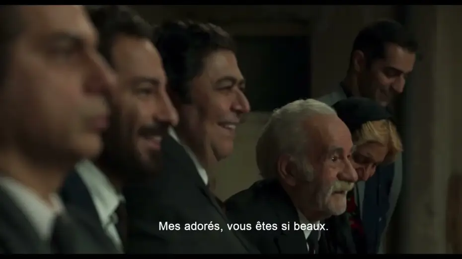 Wideo do filmu Leila i jej bracia — Trailer de Leila's Brothers — Leila et ses frères/برادران لیلا subtitulado en francés (HD)