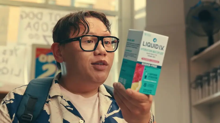 Wideo do filmu Spider Man. Całkiem Nowy Dzień — Your Friendly Neighborhood Hydration Brand
