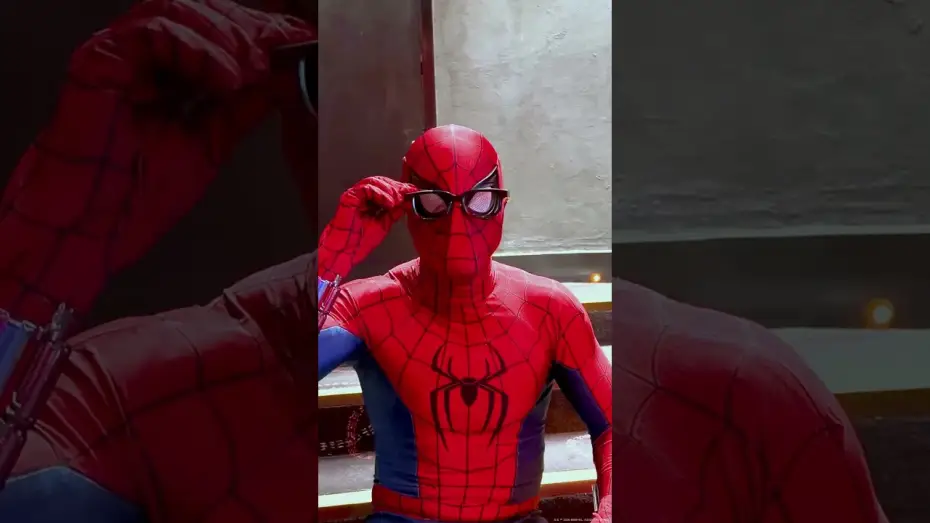 Wideo do filmu Spider Man. Całkiem Nowy Dzień — Have you got your tickets?