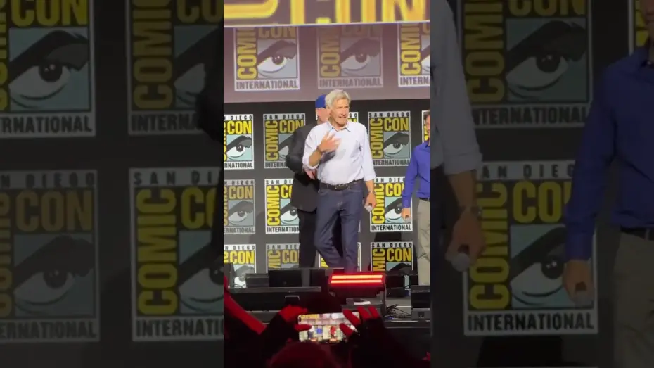 Wideo do filmu Kapitan Ameryka: Nowy wspaniały świat — Harrison Ford ed Anthony Mackie al San Diego Comic-Con