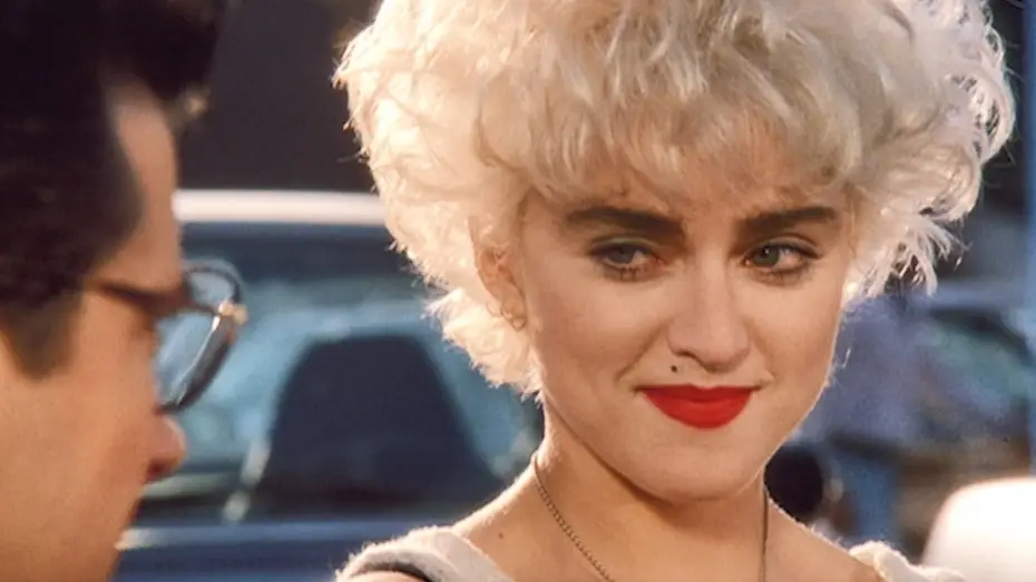 Wideo do filmu Kim jest ta dziewczyna? — Who's That Girl (1987) Original Trailer