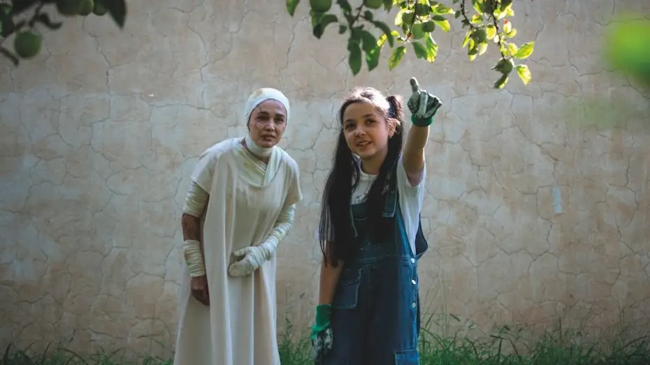 Wideo do filmu Black Rabbit, White Rabbit — BLACK RABBIT, WHITE RABBIT trailer | BFI London Film Festival 2025 – 8-19 October