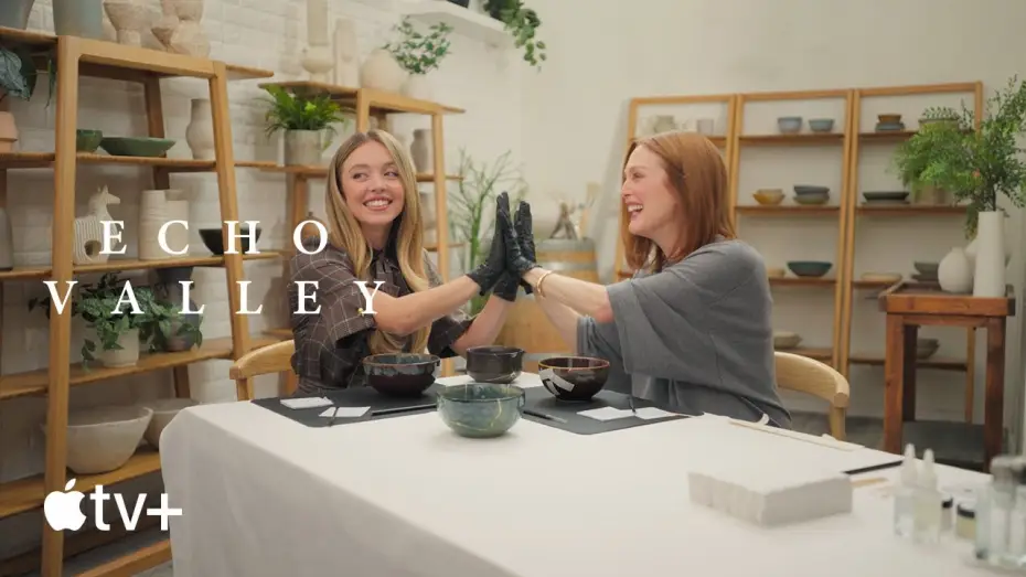 Wideo do filmu Kresy szczerości — Julianne Moore and Sydney Sweeney Master Kintsugi