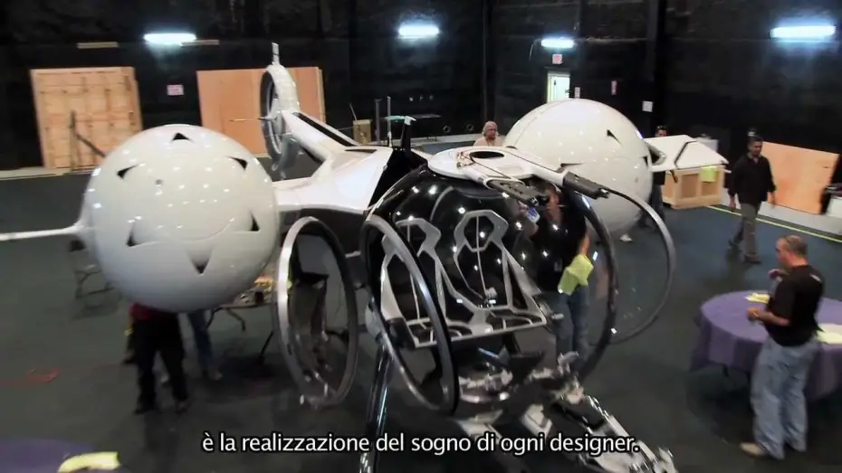 Wideo do filmu Niepamięć — Sul set di Oblivion: la navicella "Bubbleship" (sottotitoli in italiano)