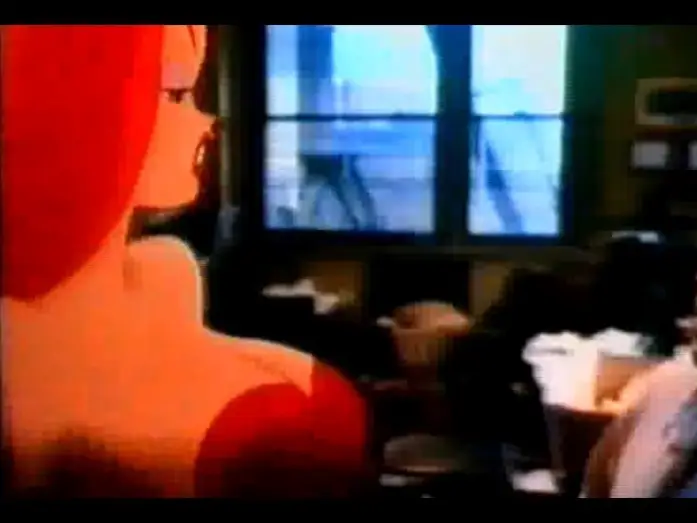 Wideo do filmu Kto wrobił Królika Rogera — Falsches Spiel mit Roger Rabbit - Trailer (1988)