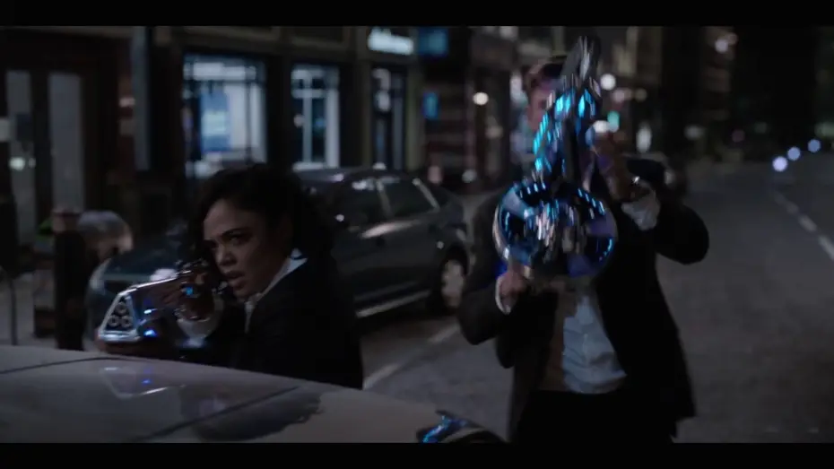 Wideo do filmu Men in Black: International — “Side View Mirror” VF
