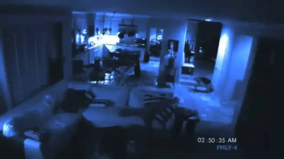 Wideo do filmu Paranormal Activity 2 — Paranormal Activity 2 Trailer Italiano - TopCinema.it