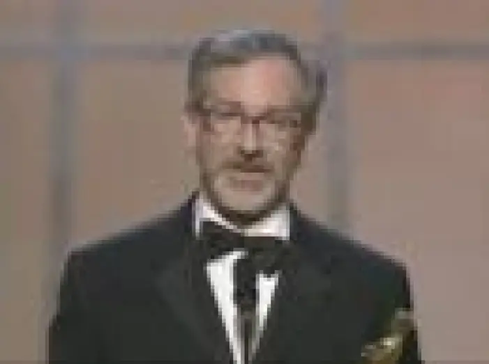 Wideo do filmu Szeregowiec Ryan — Steven Spielberg Wins Best Directing: 1999 Oscars