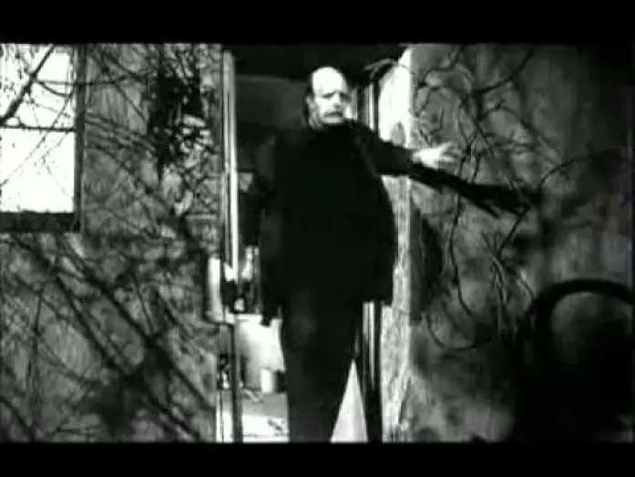 Wideo do filmu Młody Frankenstein — El jovencito Frankenstein tráiler en castellano