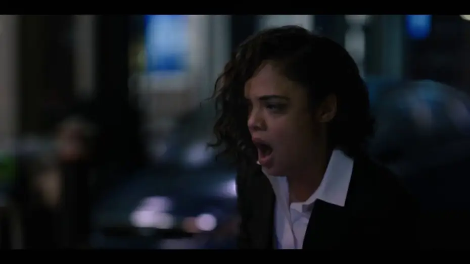 Wideo do filmu Men in Black: International — “Side View Mirror” VOST
