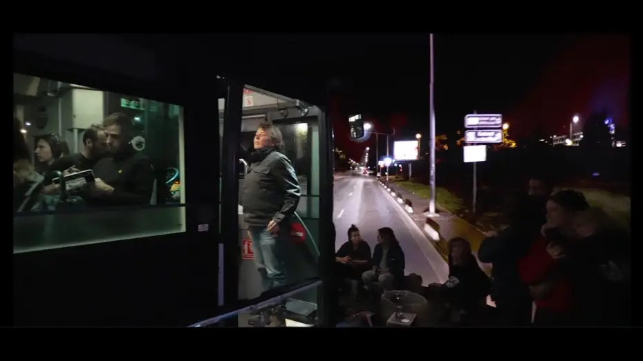 Wideo do filmu N121 Bus de nuit — Une prouesse technique avec Neoset