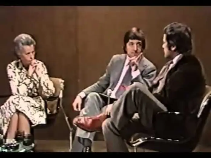 Wideo do filmu Diabły — Oliver Reed discusses The Devils
