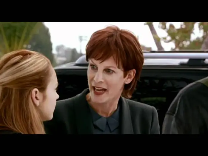 Wideo do filmu Zakręcony piątek — Freaky Friday Dans La Peau De Ma Mere (VF) - Bande Annonce