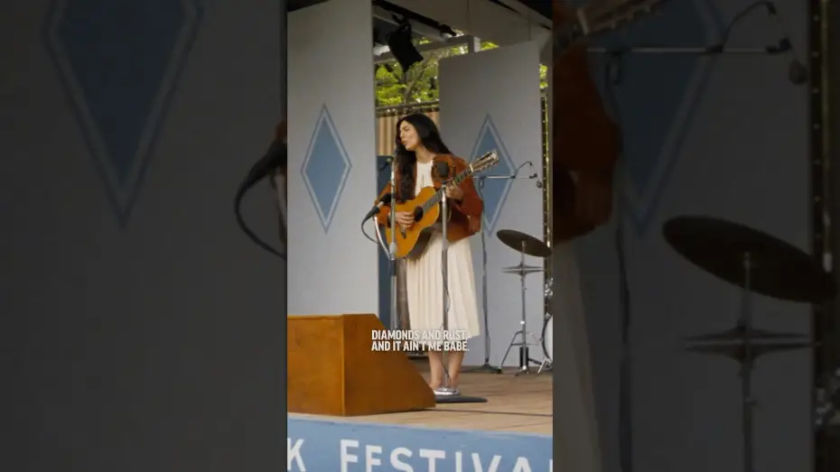 Wideo do filmu Kompletnie nieznany — Monica Barbaro